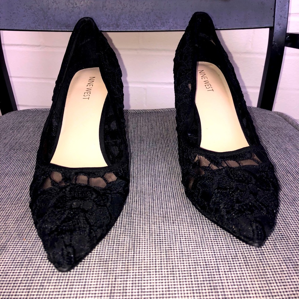 Ladies lace Nine West heels
